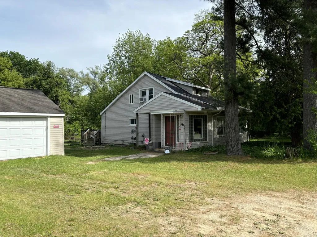 2545 Massena Avenue Commerce Charter Township MI 48382