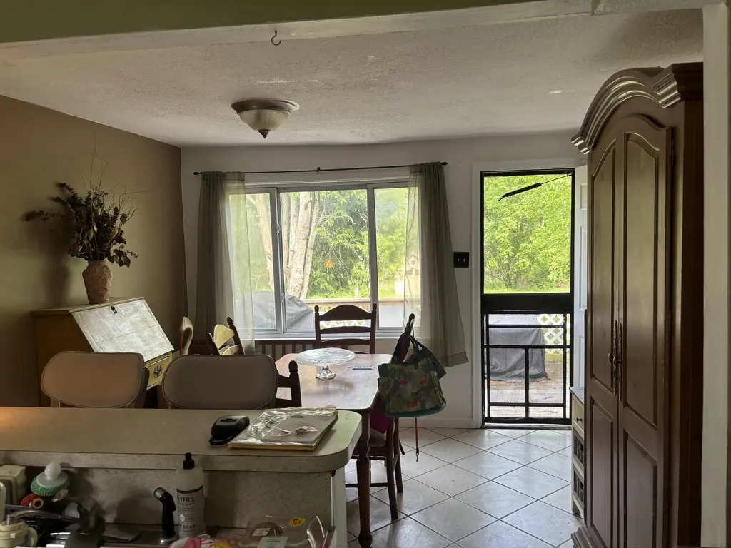 2545 Massena Avenue Commerce Charter Township MI 48382