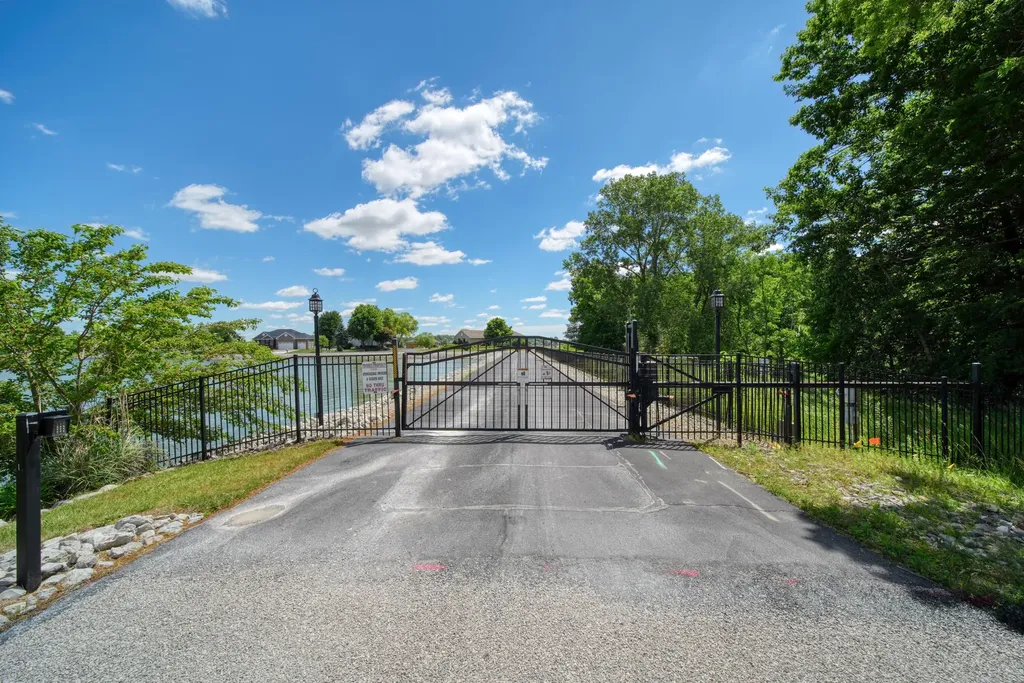 7602 Stonehedge Drive Cambridge Township MI 49265