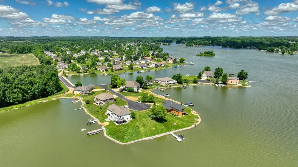 7602 Stonehedge Drive Cambridge Township MI 49265