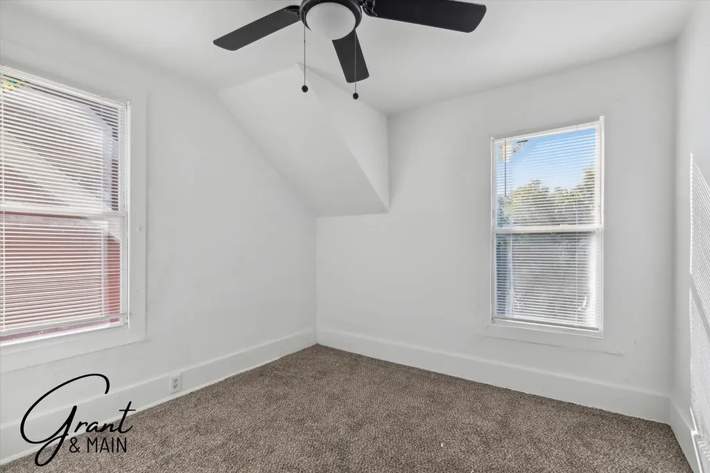 326 Eason Avenue Highland Park City MI 48203