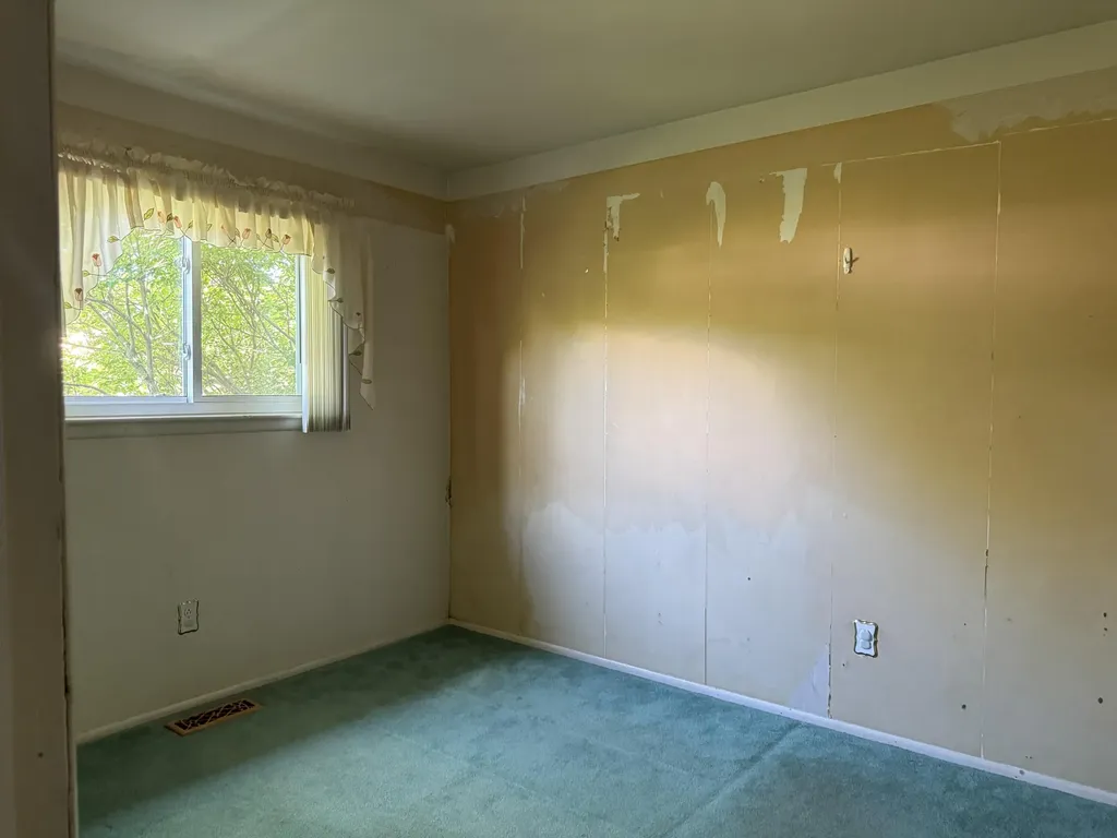1639 Winifred Street Westland City MI 48186