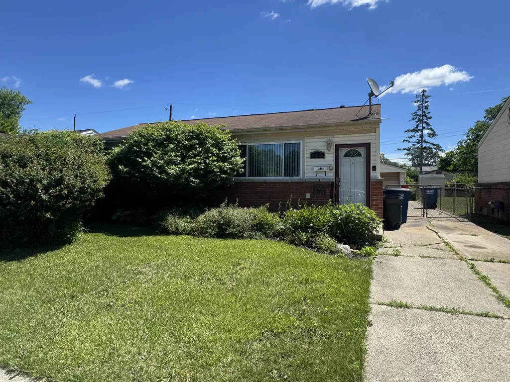 1639 Winifred Street Westland City MI 48186