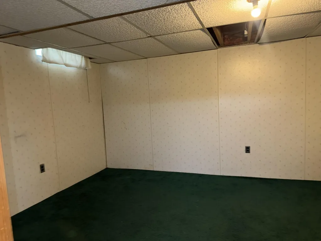 1639 Winifred Street Westland City MI 48186