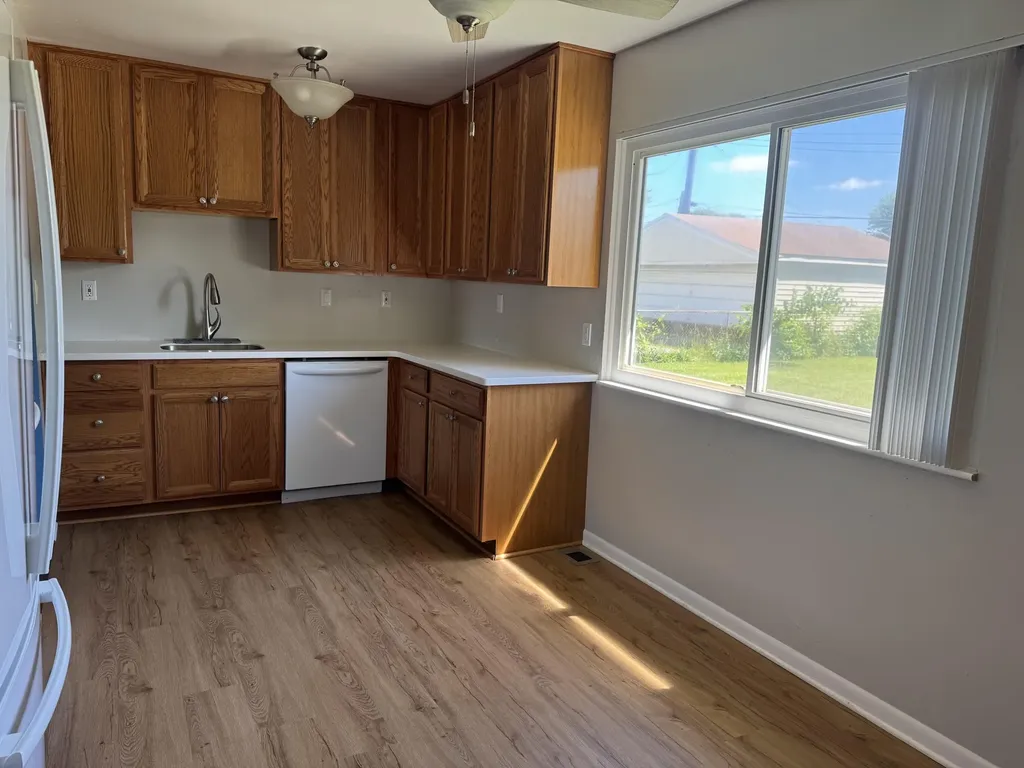 1639 Winifred Street Westland City MI 48186