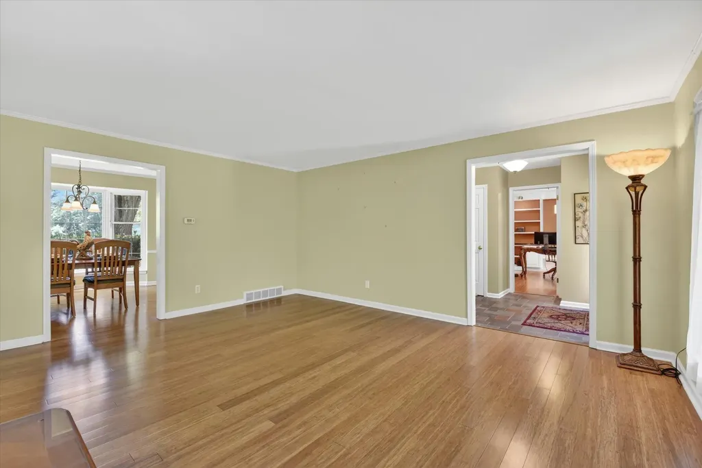 48377 Gyde Road Canton Charter Township MI 48187
