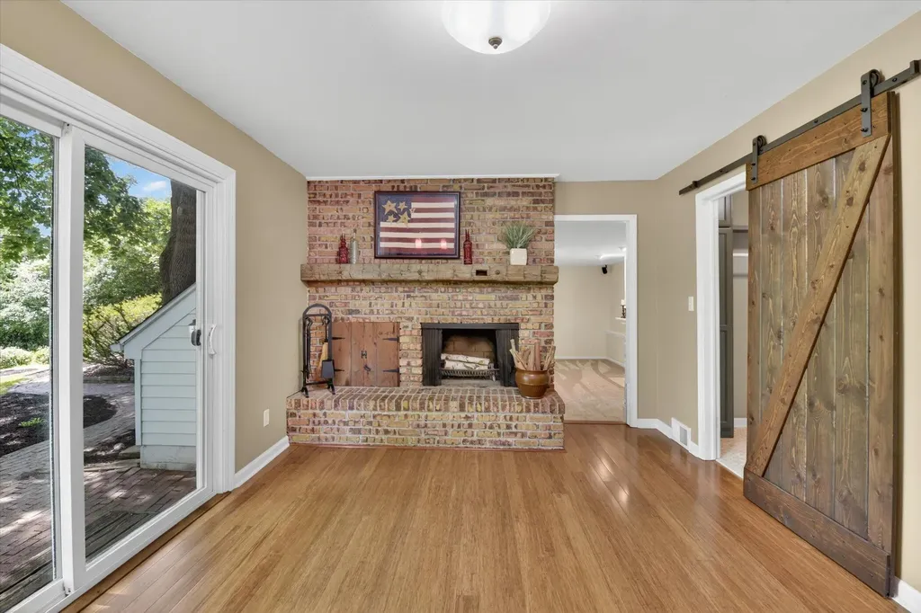 48377 Gyde Road Canton Charter Township MI 48187