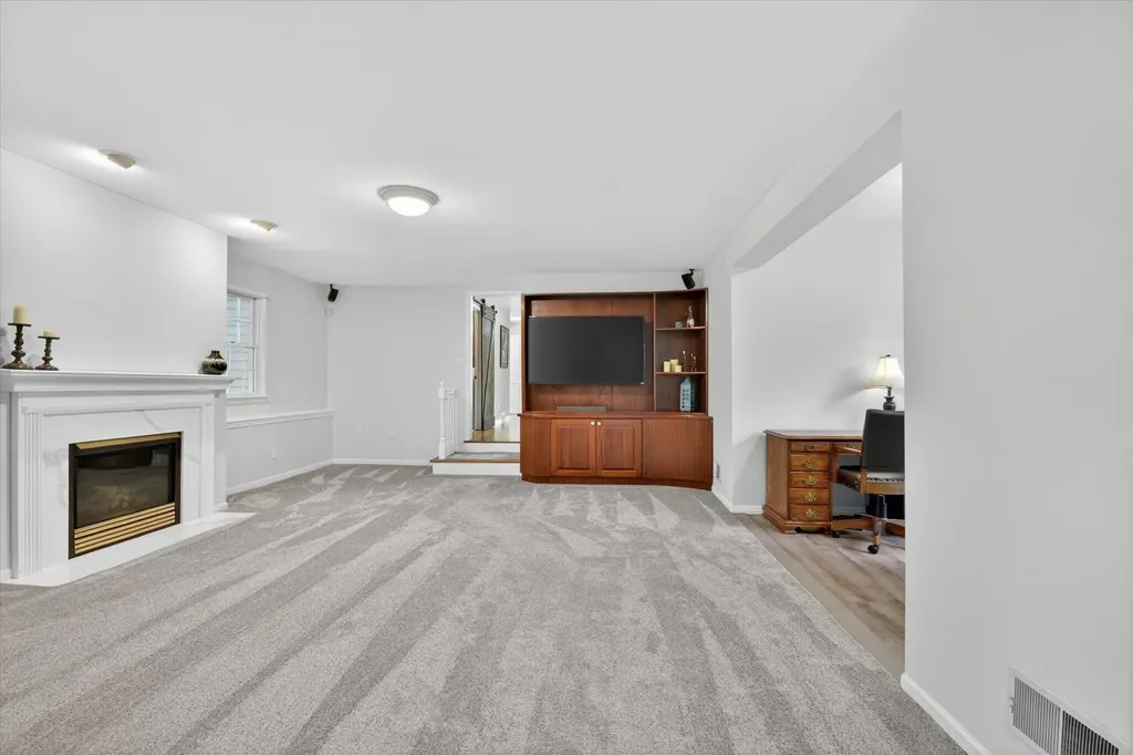 48377 Gyde Road Canton Charter Township MI 48187