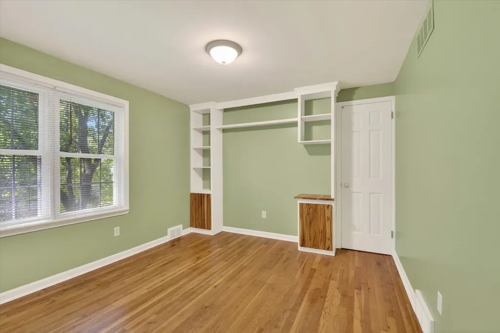48377 Gyde Road Canton Charter Township MI 48187
