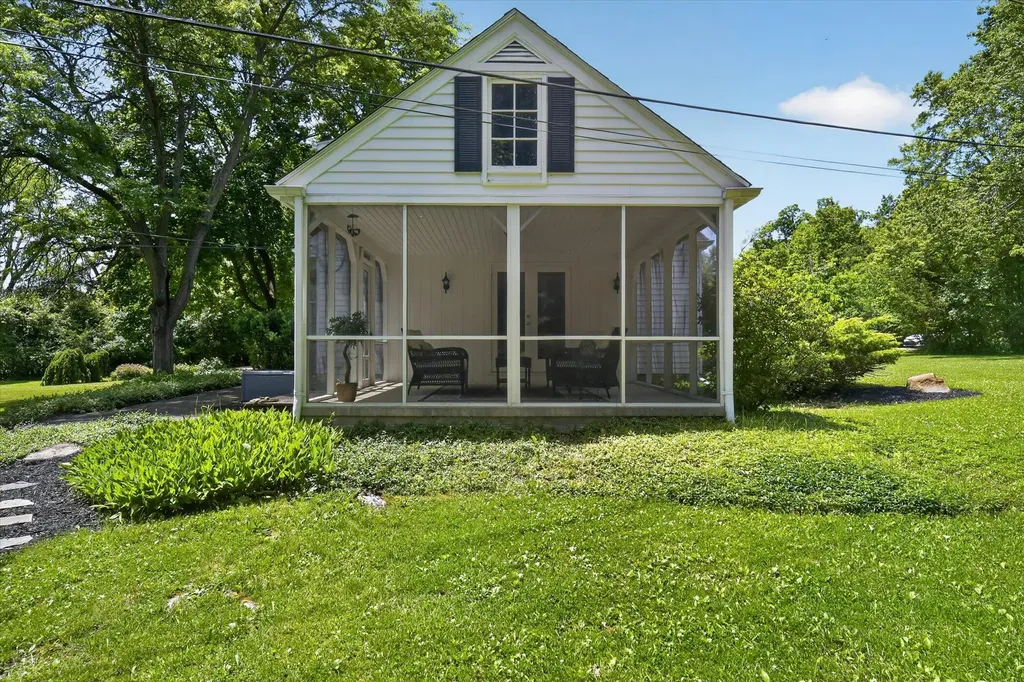 48377 Gyde Road Canton Charter Township MI 48187
