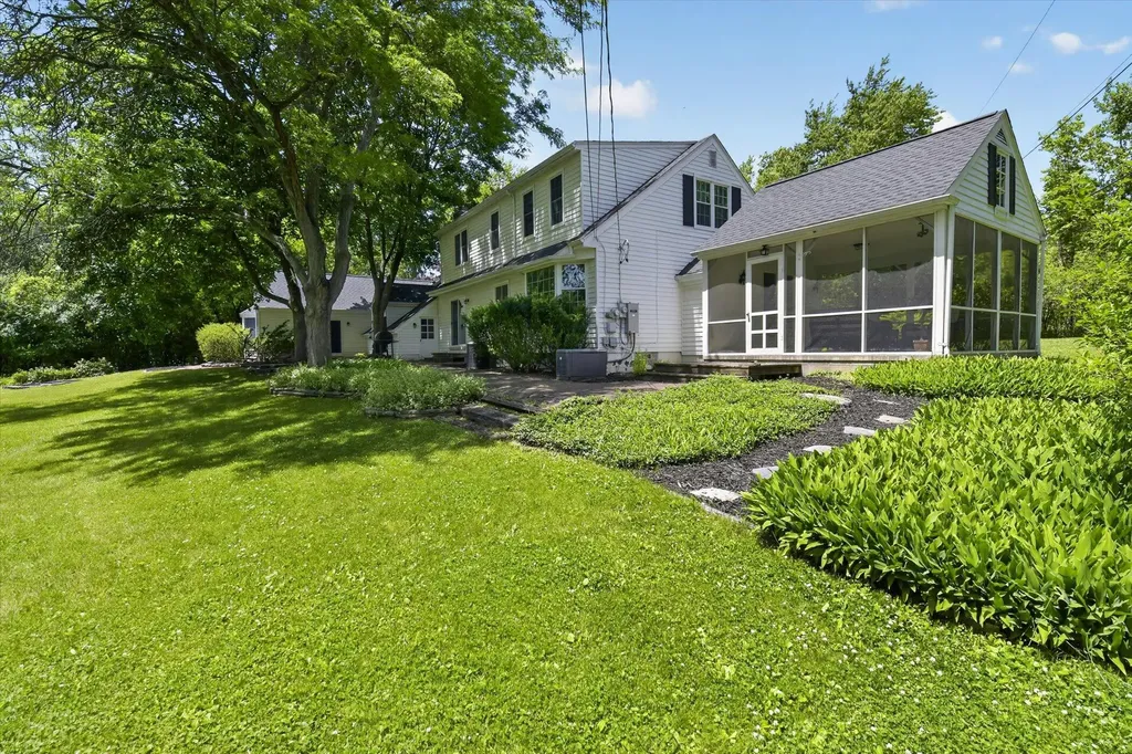 48377 Gyde Road Canton Charter Township MI 48187