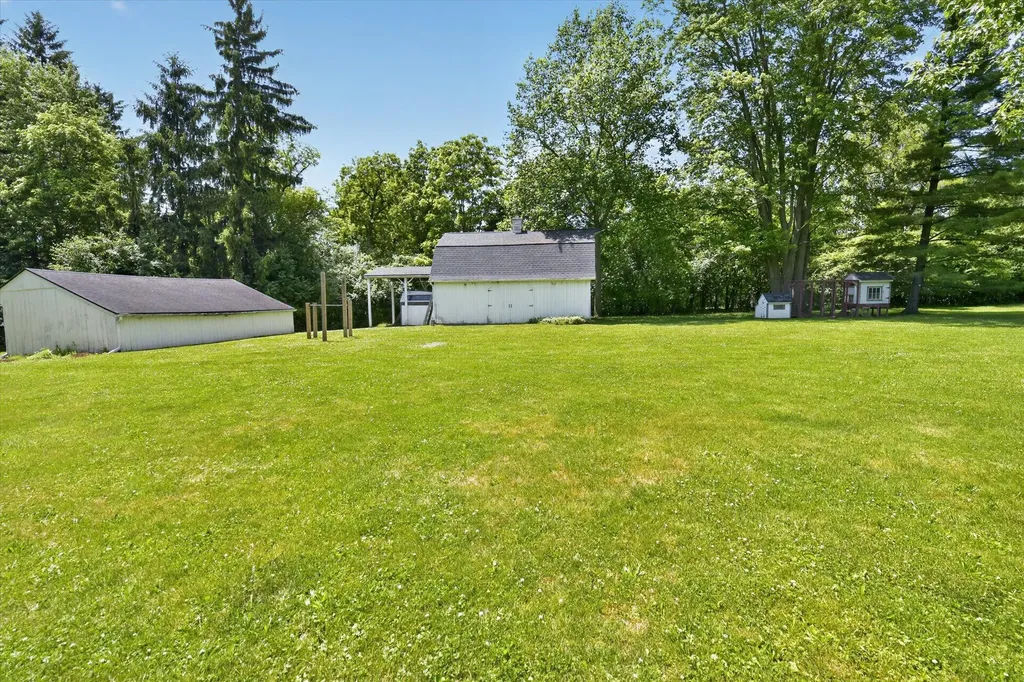 48377 Gyde Road Canton Charter Township MI 48187