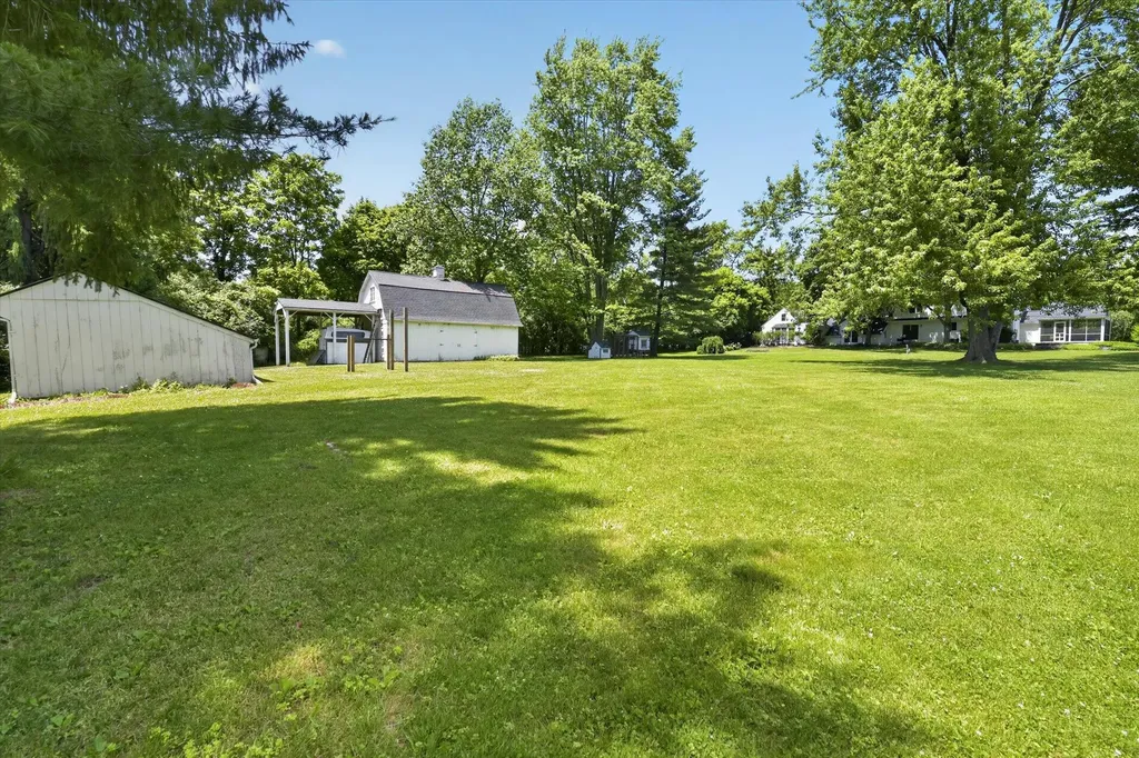48377 Gyde Road Canton Charter Township MI 48187