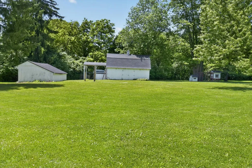 48377 Gyde Road Canton Charter Township MI 48187