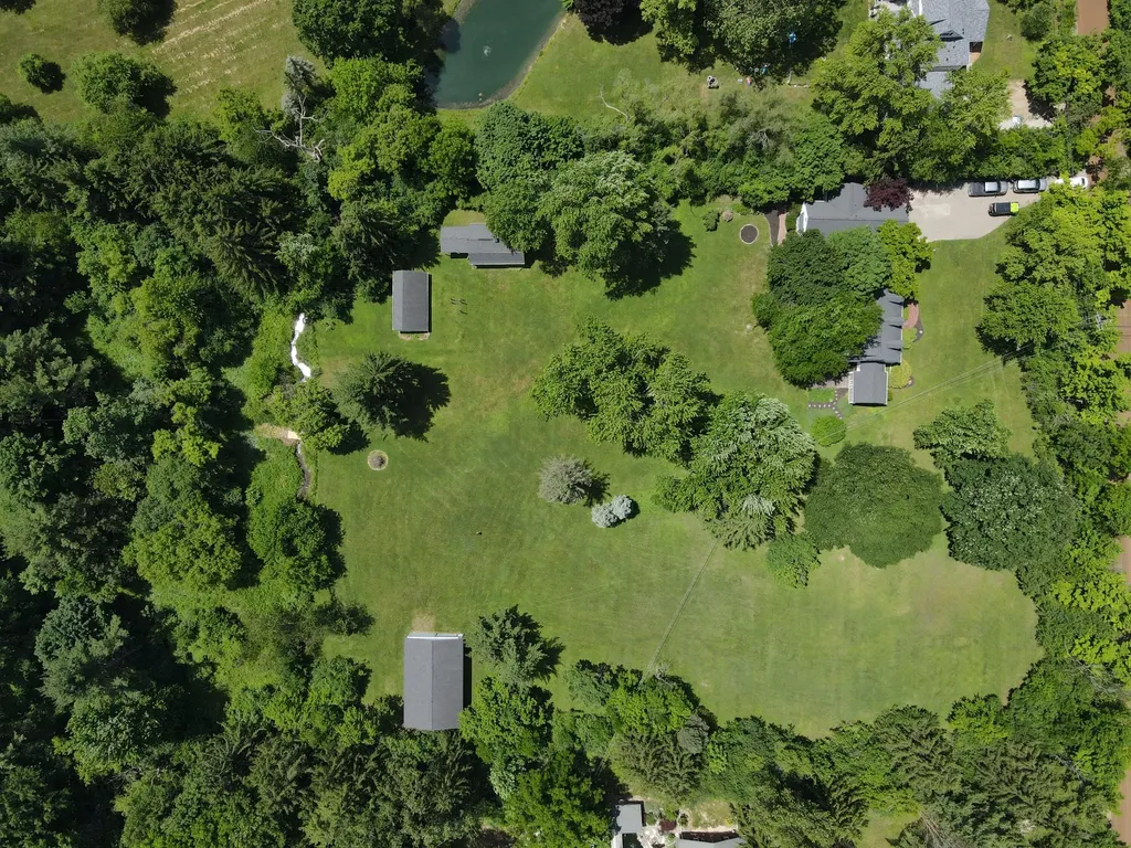48377 Gyde Road Canton Charter Township MI 48187