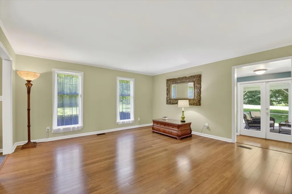 48377 Gyde Road Canton Charter Township MI 48187