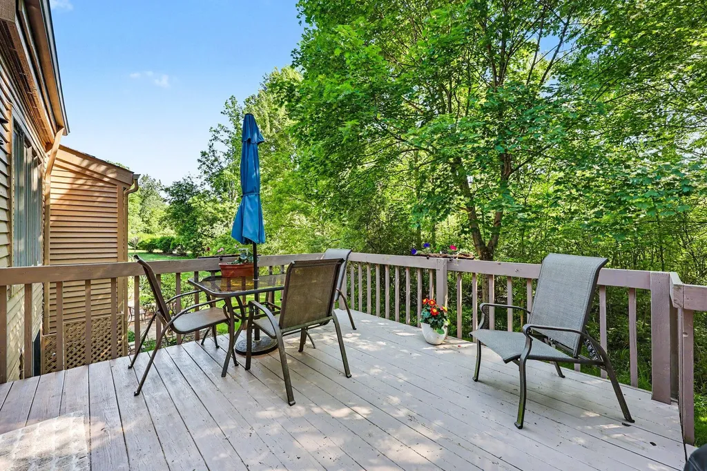 507 Woodgrove Drive Scio Township MI 48103