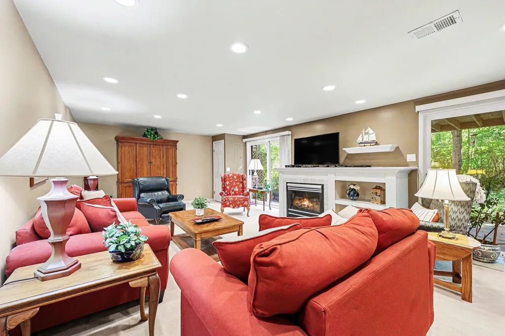 507 Woodgrove Drive Scio Township MI 48103