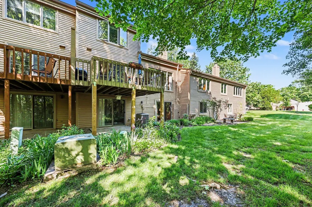 507 Woodgrove Drive Scio Township MI 48103