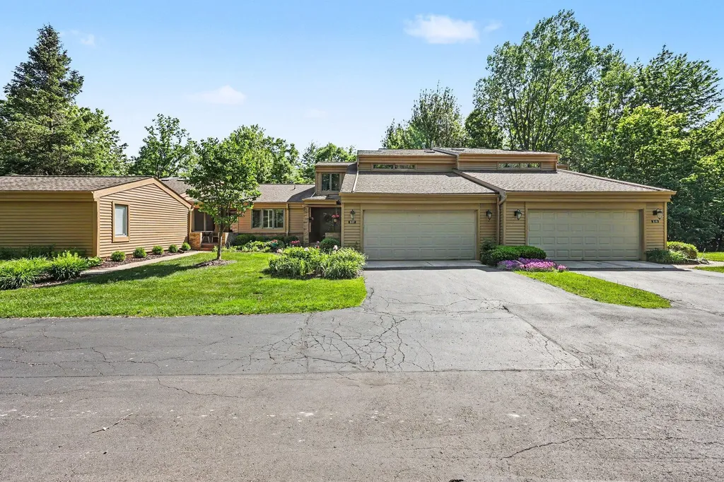 507 Woodgrove Drive Scio Township MI 48103