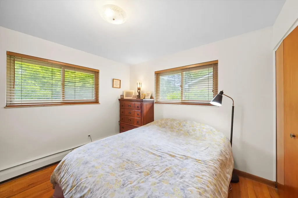 45145 Jeanette Avenue Van Buren Charter Township MI 48111