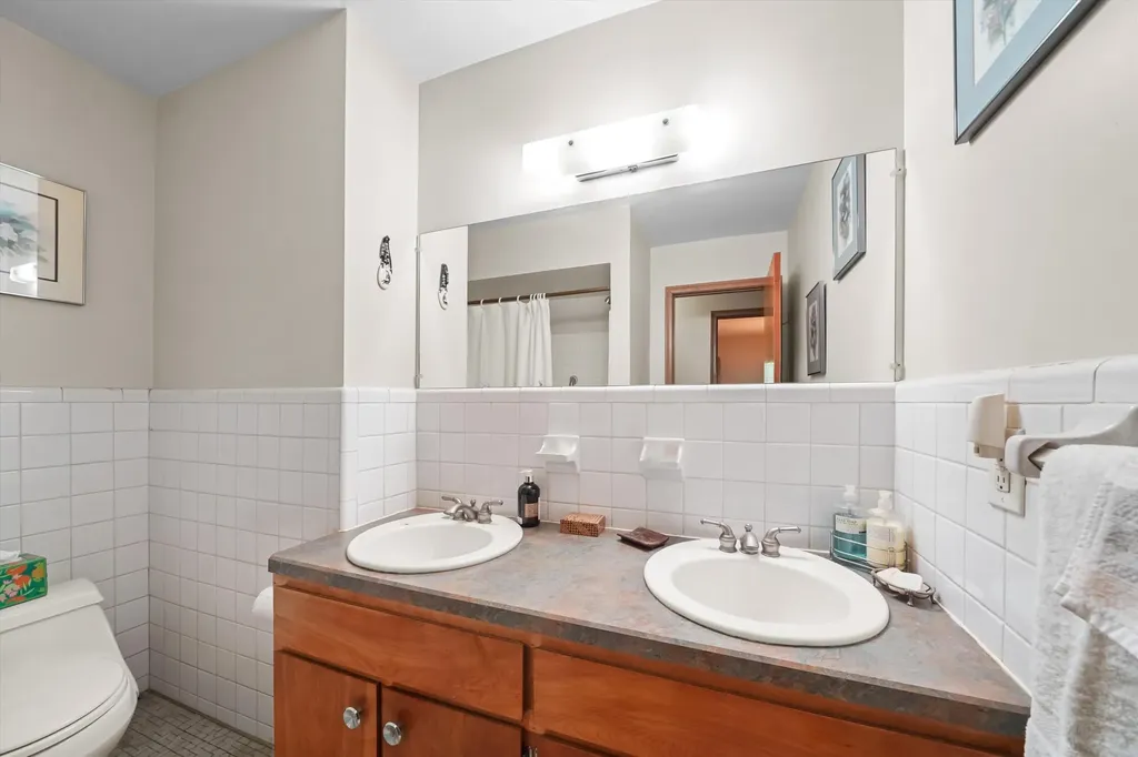 45145 Jeanette Avenue Van Buren Charter Township MI 48111