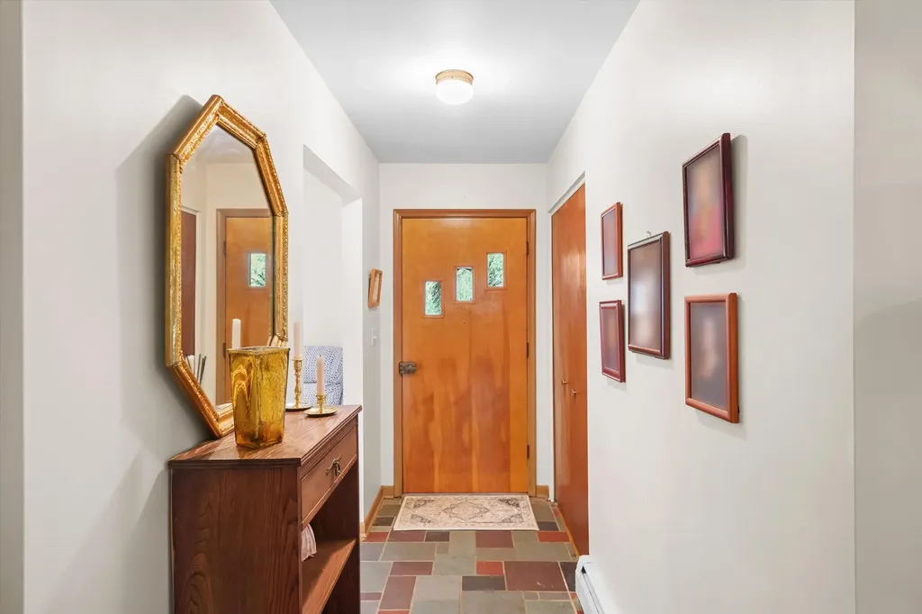 45145 Jeanette Avenue Van Buren Charter Township MI 48111