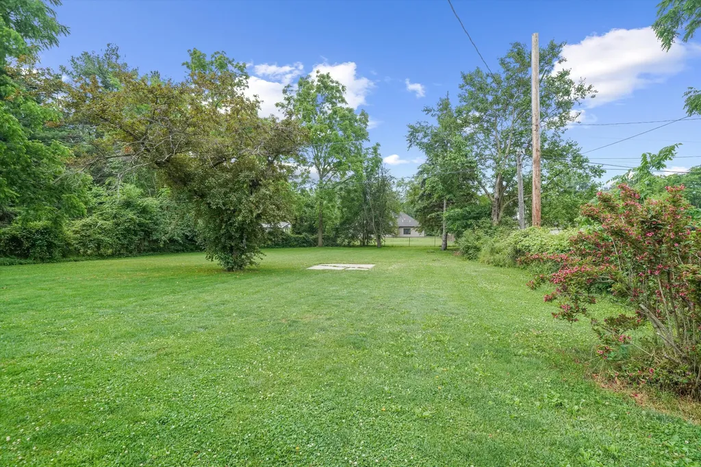 45145 Jeanette Avenue Van Buren Charter Township MI 48111