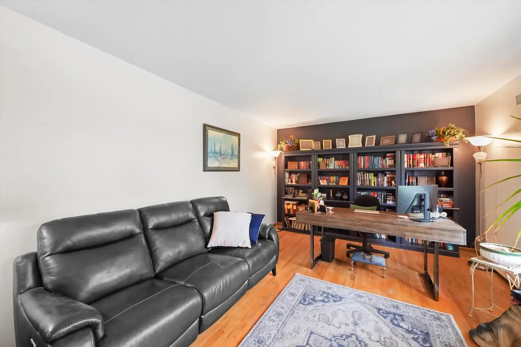 45145 Jeanette Avenue Van Buren Charter Township MI 48111