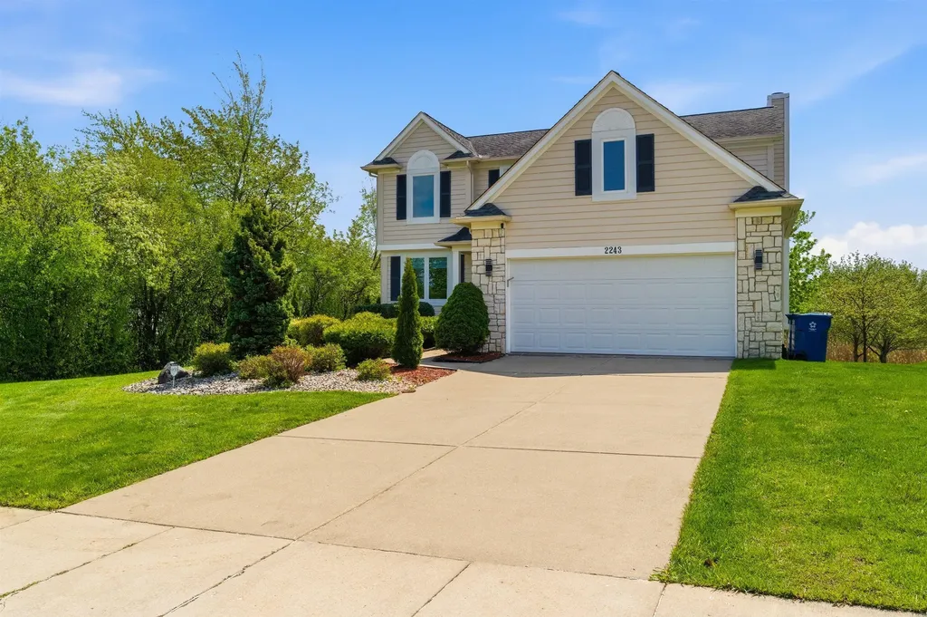 2243 Sun Valley Drive Pittsfield Charter Township MI 48108