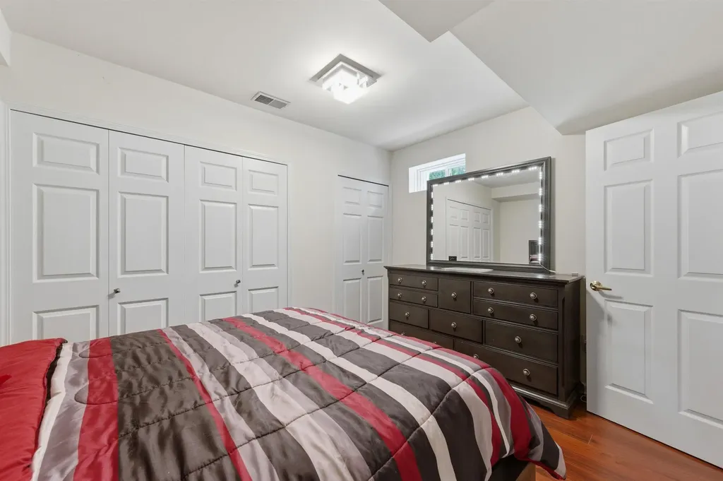 2243 Sun Valley Drive Pittsfield Charter Township MI 48108