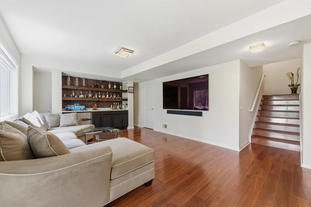 2243 Sun Valley Drive Pittsfield Charter Township MI 48108