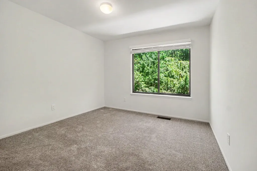 731 Skynob Drive Ann Arbor City MI 48105