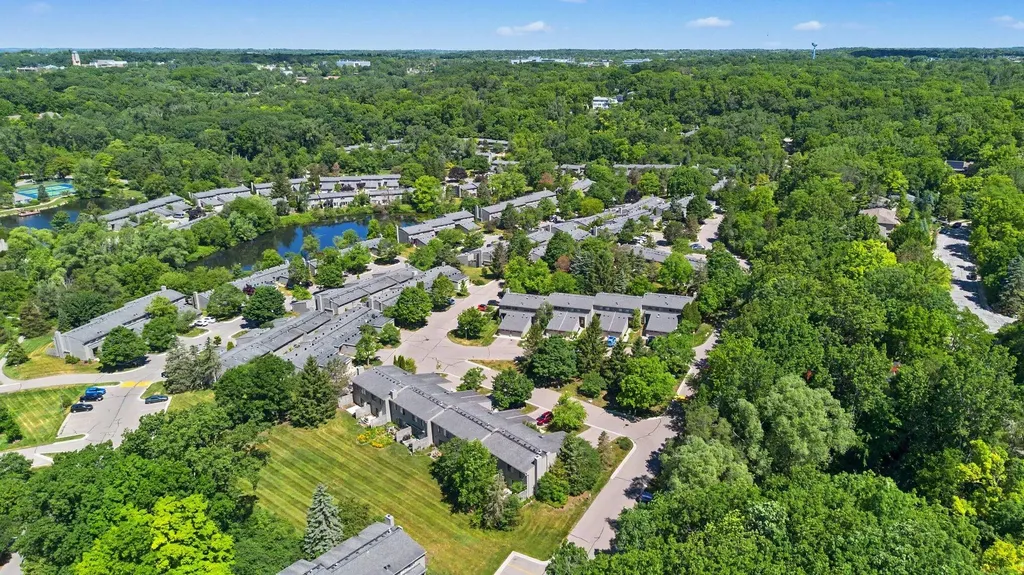 731 Skynob Drive Ann Arbor City MI 48105