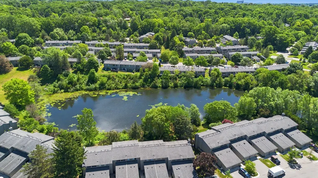731 Skynob Drive Ann Arbor City MI 48105