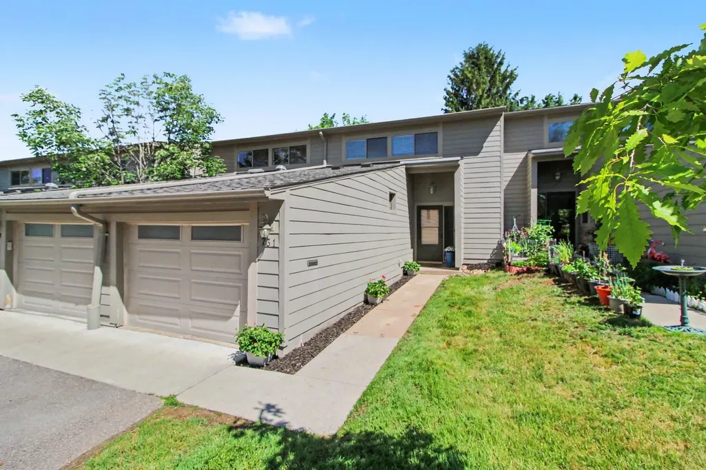 731 Skynob Drive Ann Arbor City MI 48105