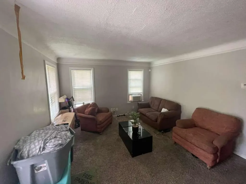 16608 Trinity Street Detroit City MI 48219