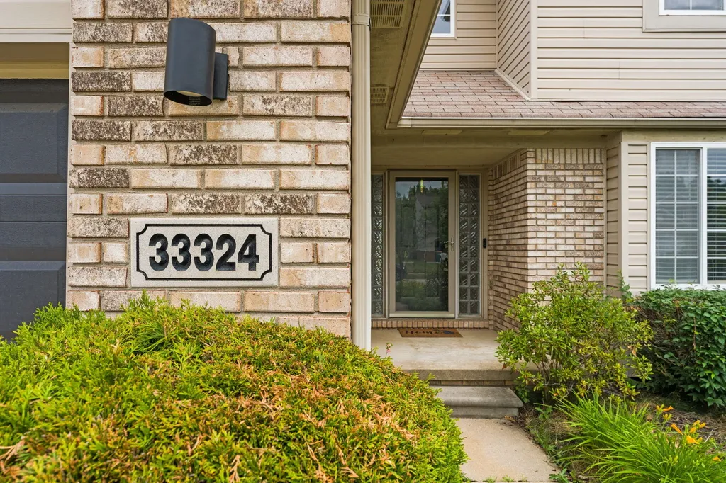 33324 Sand Piper Drive Romulus City MI 48174