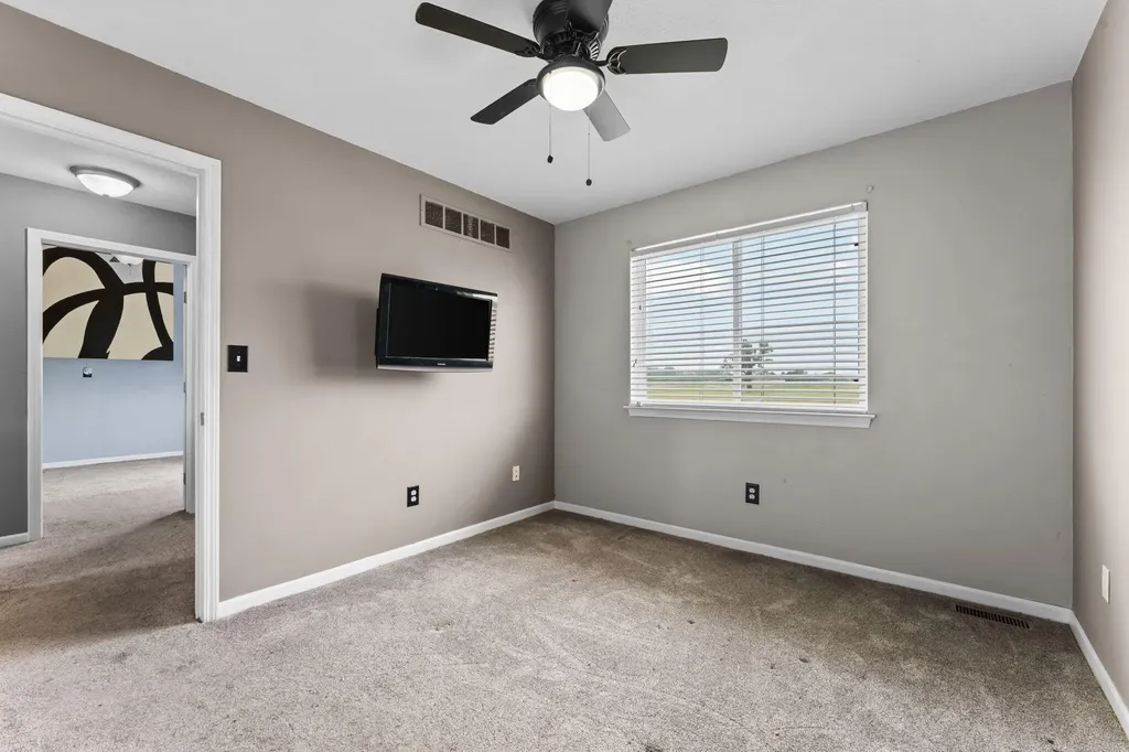 33324 Sand Piper Drive Romulus City MI 48174