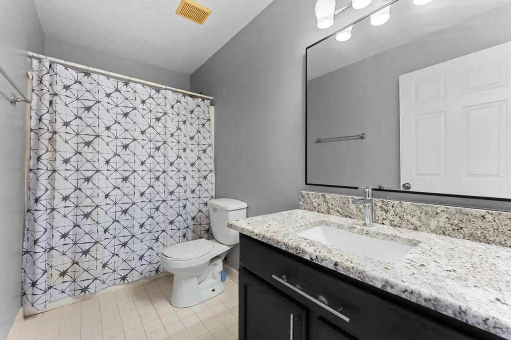 33324 Sand Piper Drive Romulus City MI 48174