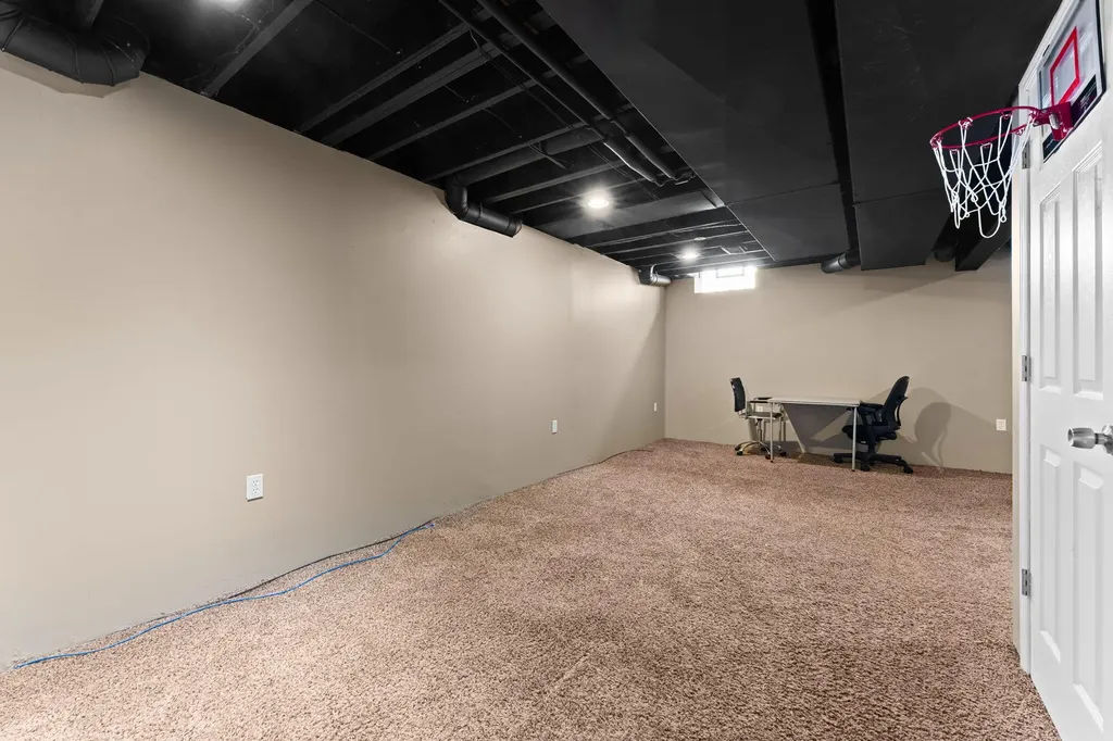 33324 Sand Piper Drive Romulus City MI 48174