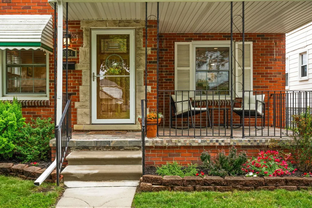 4594 Palmer Street Dearborn City MI 48126