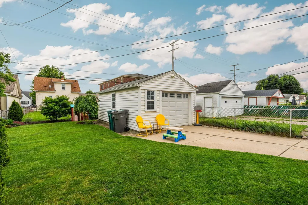 4594 Palmer Street Dearborn City MI 48126