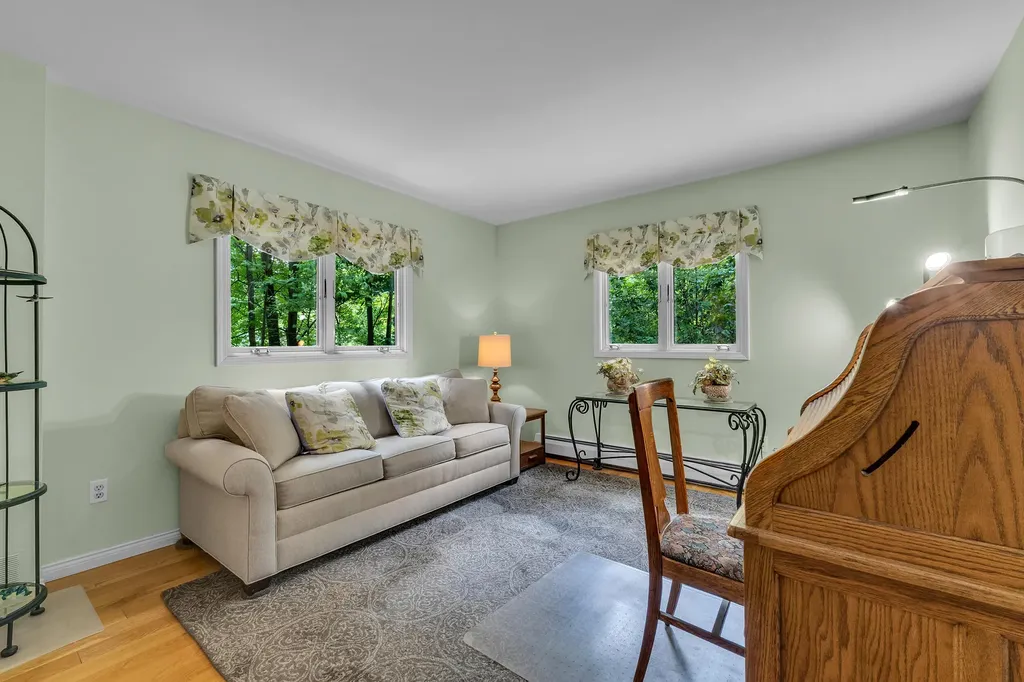 17777 Cavanaugh Lake Road Sylvan Township MI 48118