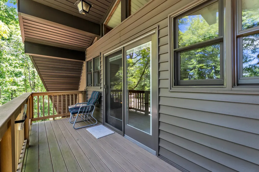 17777 Cavanaugh Lake Road Sylvan Township MI 48118
