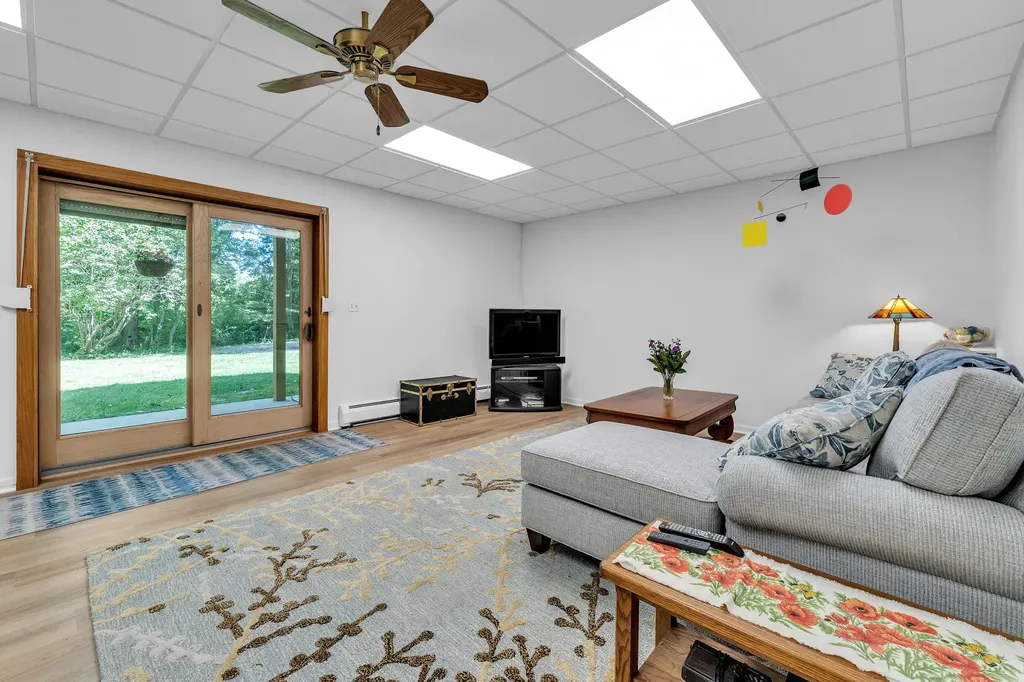 17777 Cavanaugh Lake Road Sylvan Township MI 48118