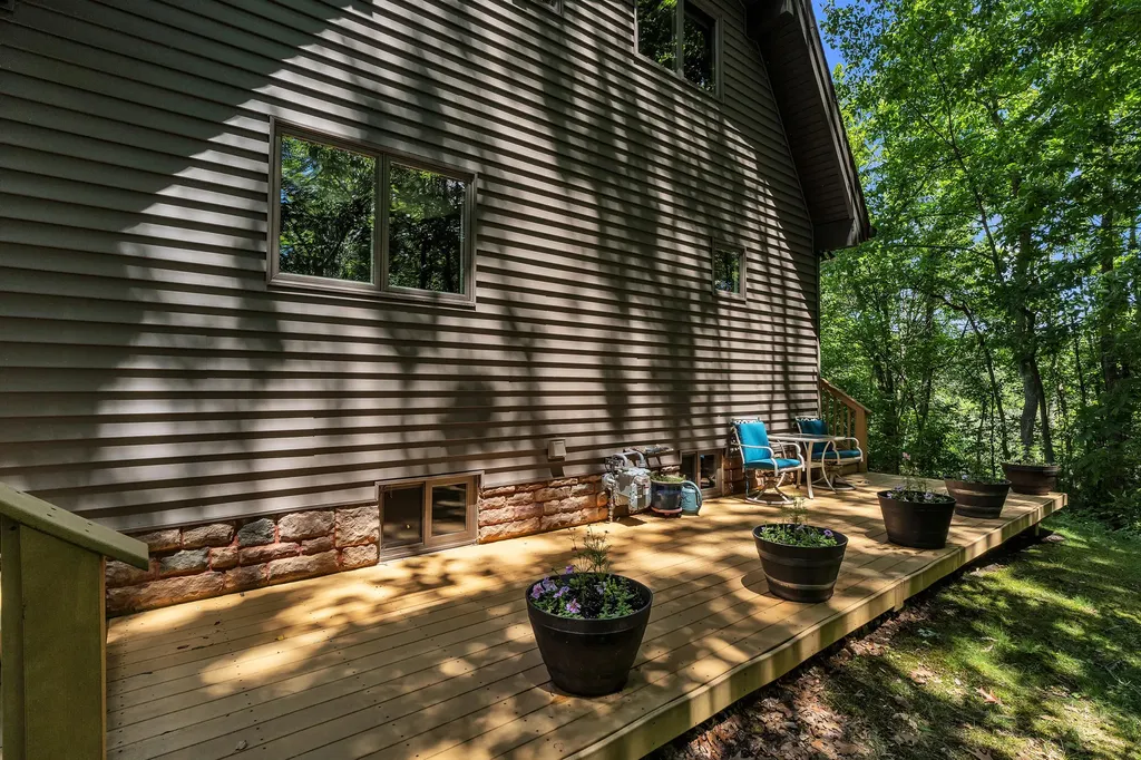 17777 Cavanaugh Lake Road Sylvan Township MI 48118