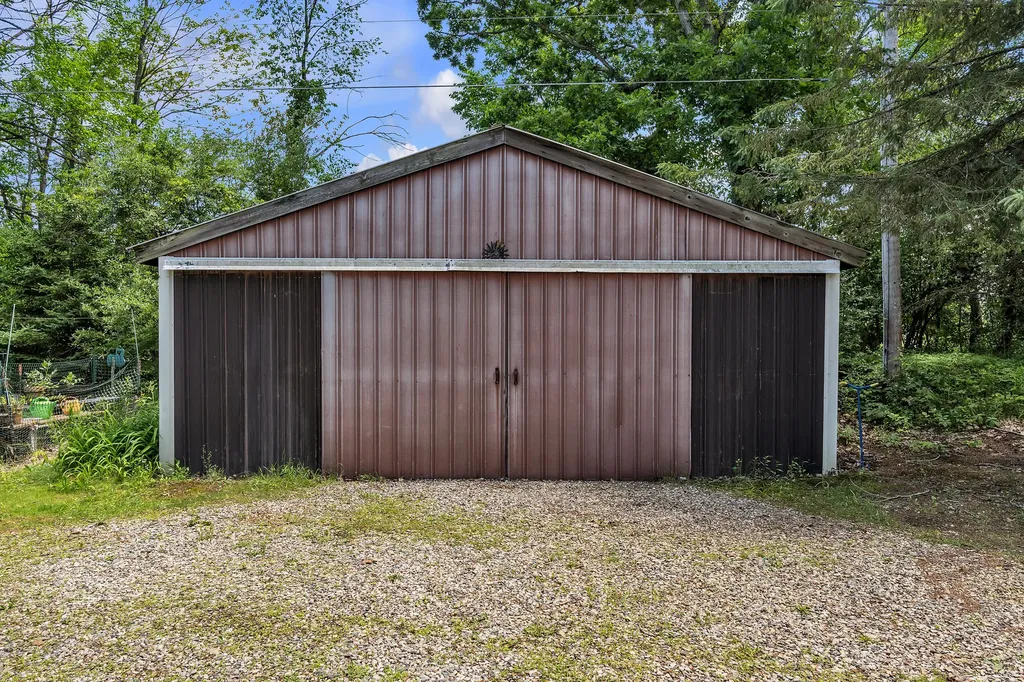 17777 Cavanaugh Lake Road Sylvan Township MI 48118