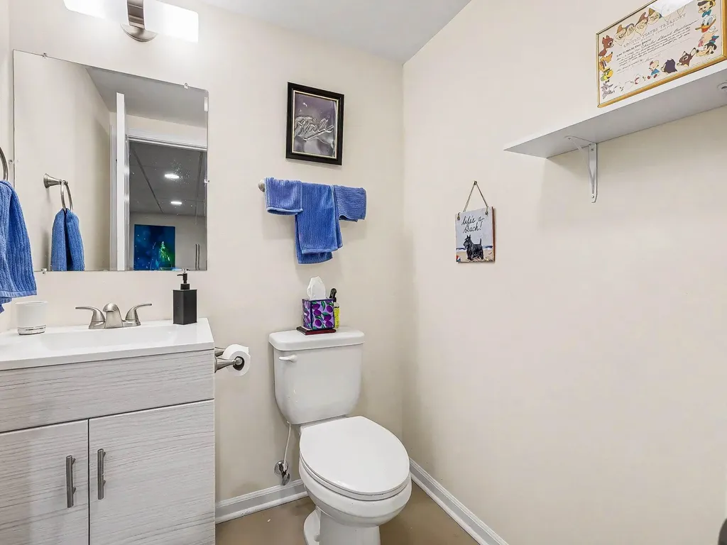 567 Ivyland Street Ann Arbor City MI 48108