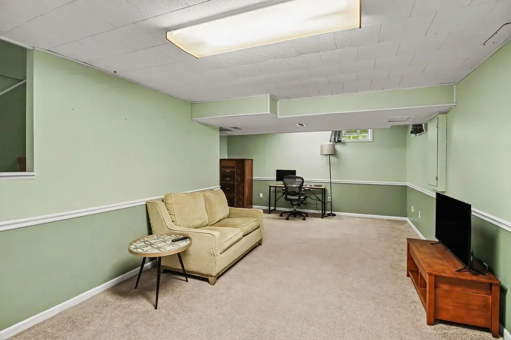 2250 Eads Place Oceola Township MI 48843